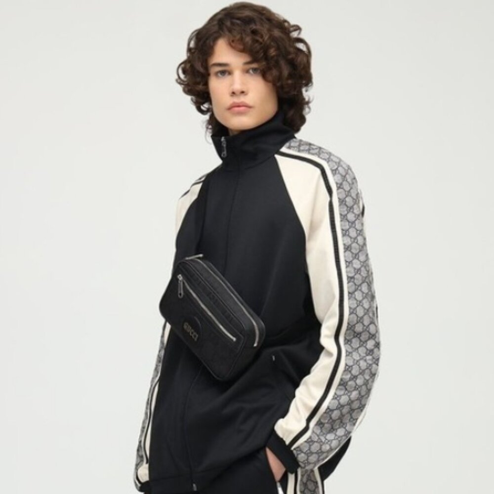 Gucci Belt Bag "EUC" - Picture 11 of 16